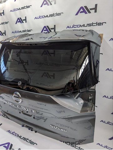 9001A6RC0B Nissan/Infiniti Треті двері