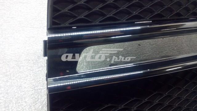 Купити 1108857 Autotechteile Заглушка/ решітка протитуманних фар бампера переднього, права