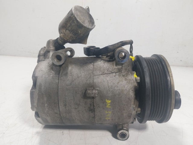 Насос кондиціонера Land Rover LR041117