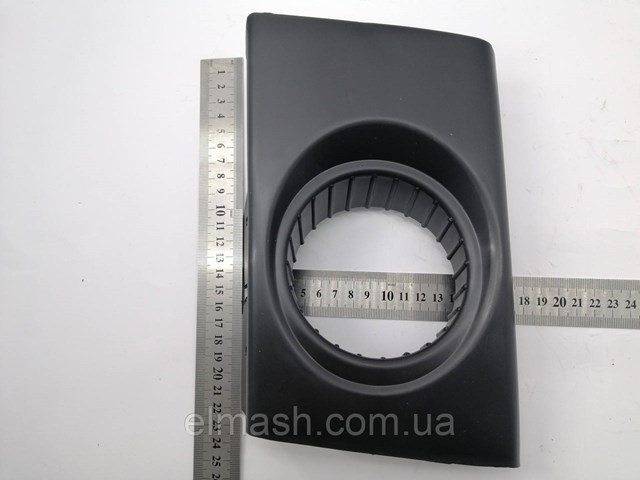 Решітка протитуманних фар ліва Tempest 0270259911