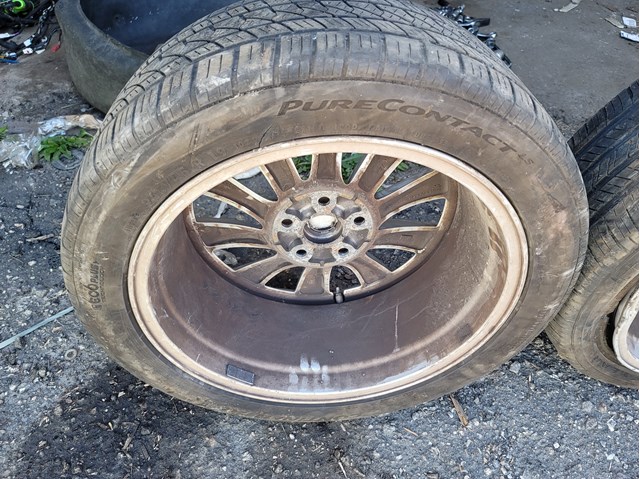  Tesla 107689100B ціна, від 126.70 USD