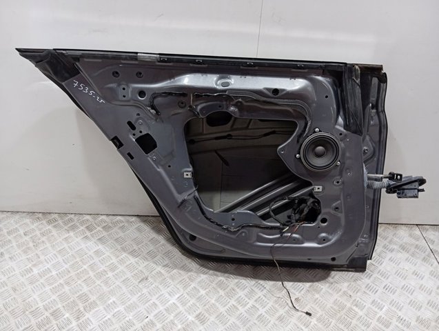 Двері задні BMW 41527294993 ціна, від 443.42 USD