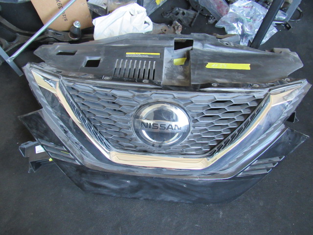 Купити 623106MR0A Nissan/Infiniti Захисна решітка радіатора