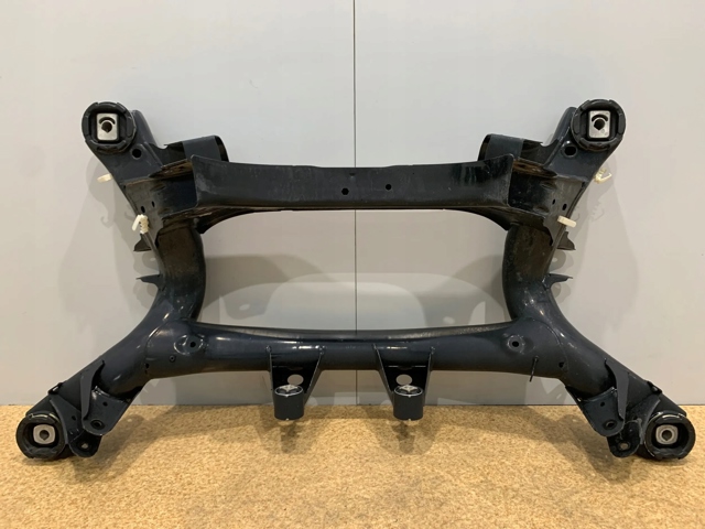 33316853438 BMW 
