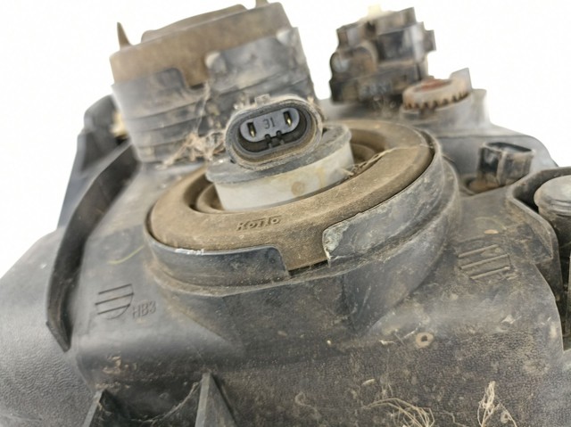 Фара Isuzu 8973886682
