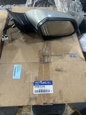 Дзеркало праве 87620C1210 Hyundai/Kia