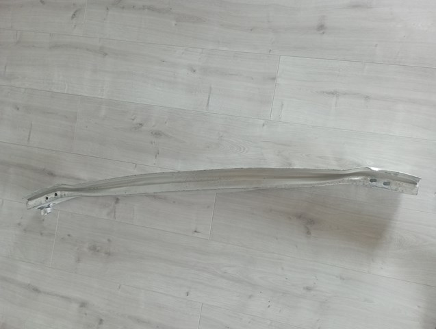 8R0807113D VAG Балка бампера переднього