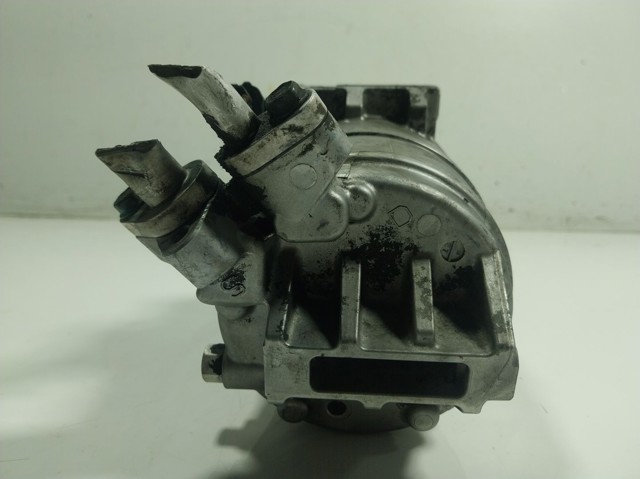 Купити 926007877R Renault (RVI) Компресор кліматичної установки