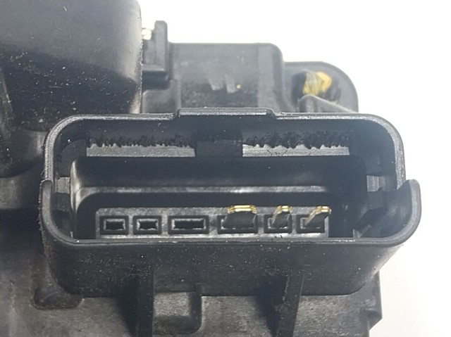 Замок дверки правої передньої 805004EA2A Renault (RVI)