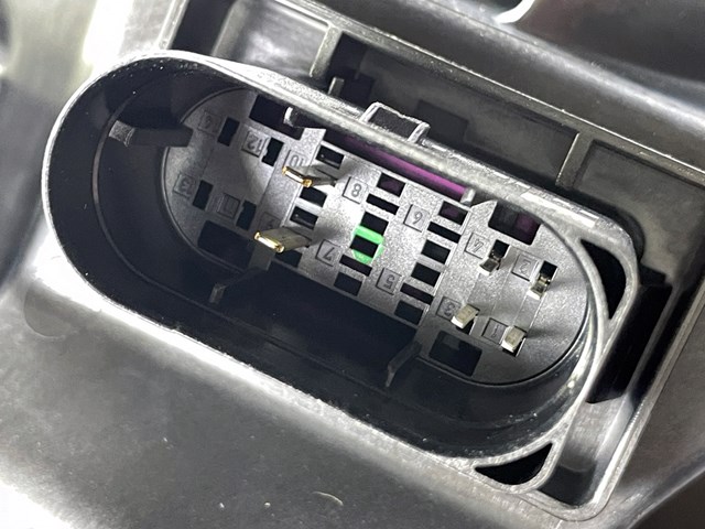 Купити A2439060800 Mercedes Фара передня права