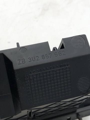  VAG 3U1857962 ціна, від 22.57 USD