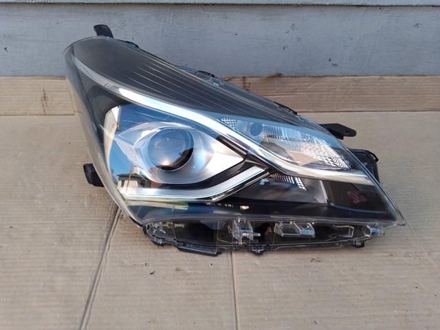 Купити 811300DK00 Toyota Права блок фара