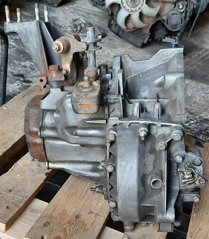 МКП в зборі Peugeot/Citroen 20MM01 ціна, від 246.35 USD