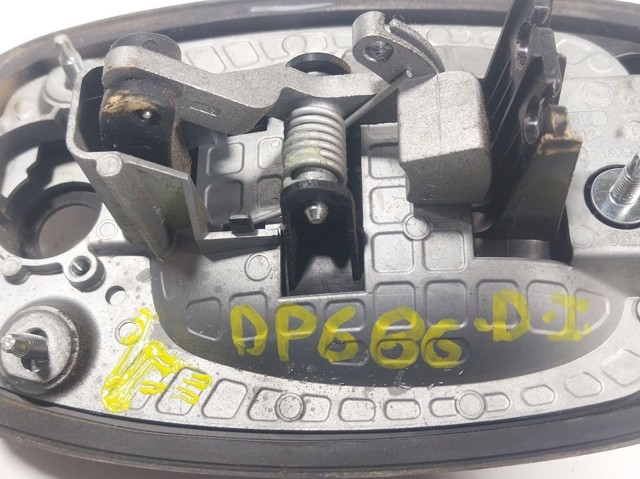 Ручка передньої двері зовнішня ліва 1650900280 Peugeot/Citroen