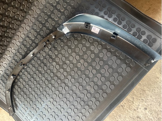  Land Rover LR147939 ціна, від 76.02 USD