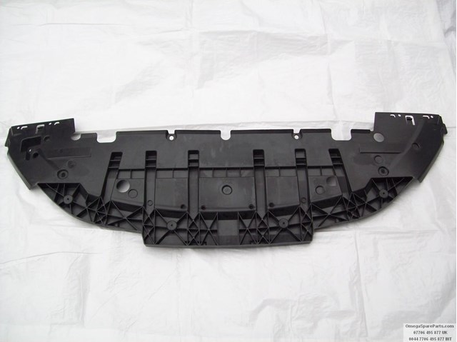 Кенгурятник Renault (RVI) 622353764R ціна, від 60.85 USD