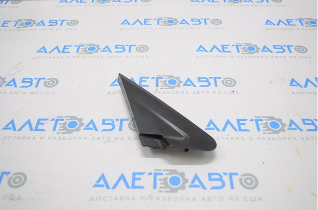 Молдинг переднього правого крила Subaru 65250SG000 ціна, від 2.94 USD