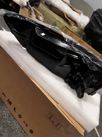 12G945208 VAG Задній правий зовнішній ліхтар