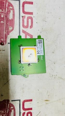 Купити 107973400C Tesla Антена GPS