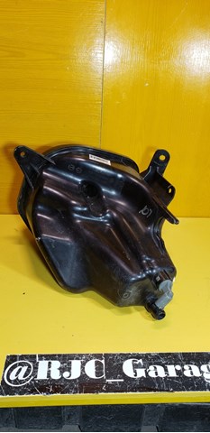 Купити 13177552546 BMW Водяний бачок системи охолодження