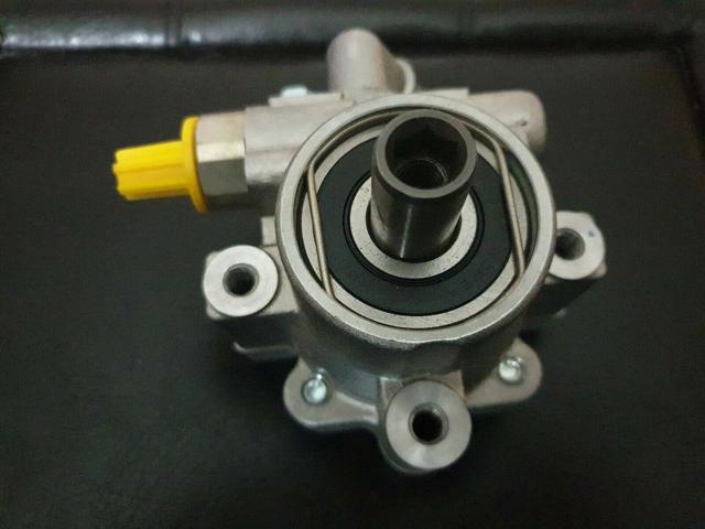 Насос ГУР 13309277 Opel