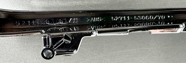 5271153061 Toyota Накладка решітки радіатора