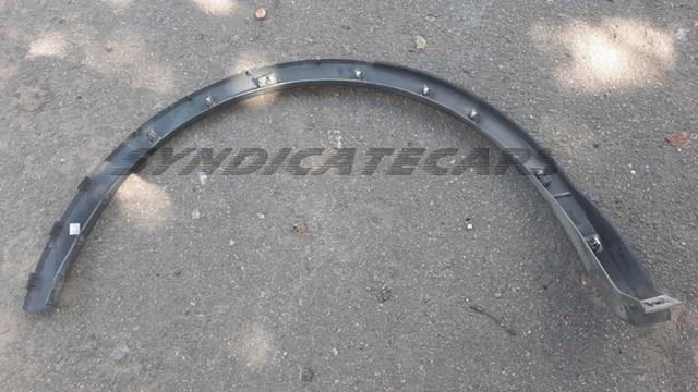Накладка переднього лівого крила Ford FA1Z16268AB