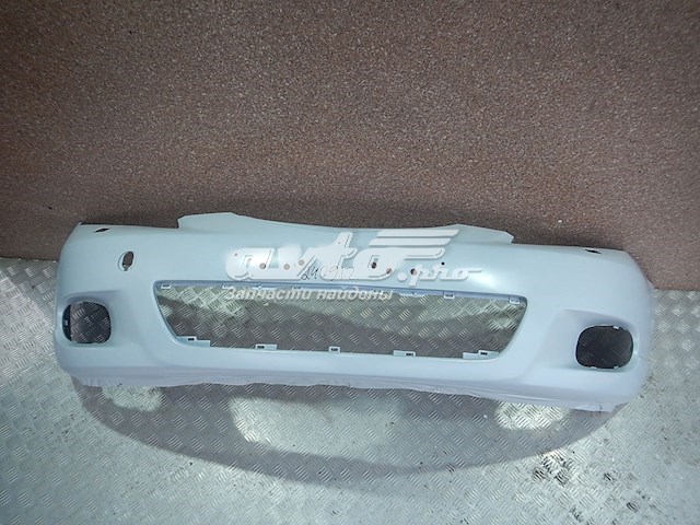 Передній бампер BP4R50031FAA Mazda