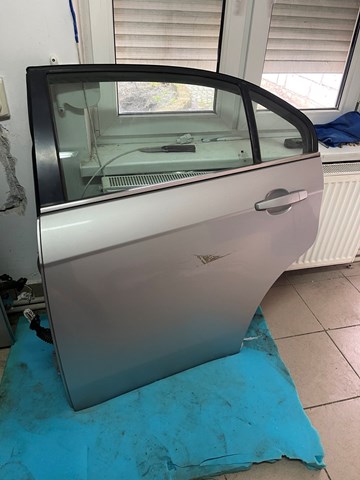  Двері задні, ліві Chevrolet Epica 