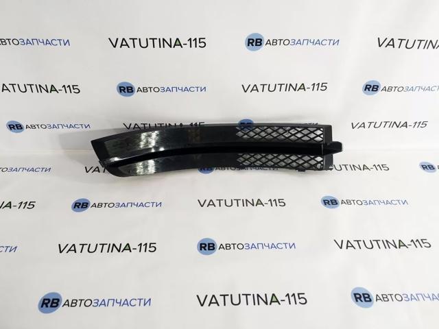 Решітка протитуманних фар ліва Signeda PVW99168GAL