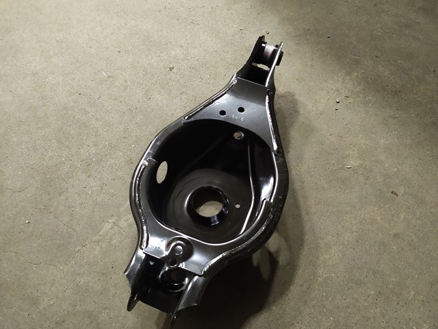 Тяга поздовжня задньої підвіски 551106RR0B Nissan/Infiniti