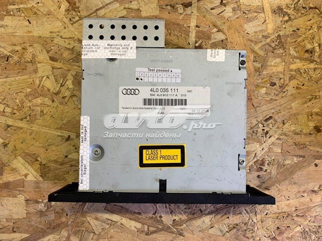 4L0035111 VAG Магнітола (радіо AM/FM)