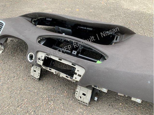  Renault (RVI) 681000861R ціна, від 175.00 USD
