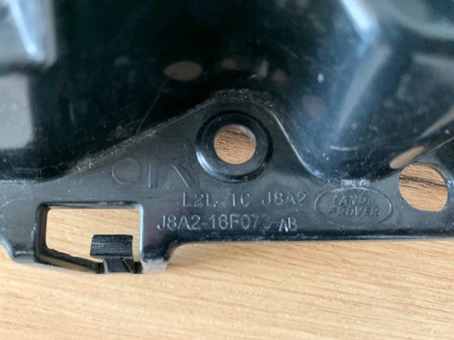 J8A216F073AB Land Rover 