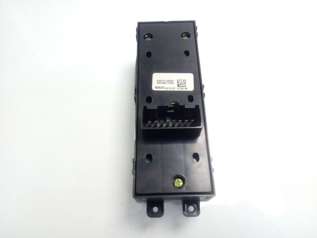 Купити 93570A2000 Hyundai/Kia 