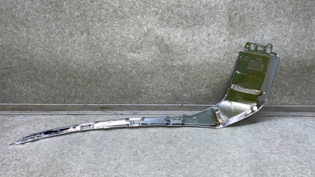 Молдинг переднього бампера, правий Mitsubishi 6407A272 ціна, від 37.95 USD