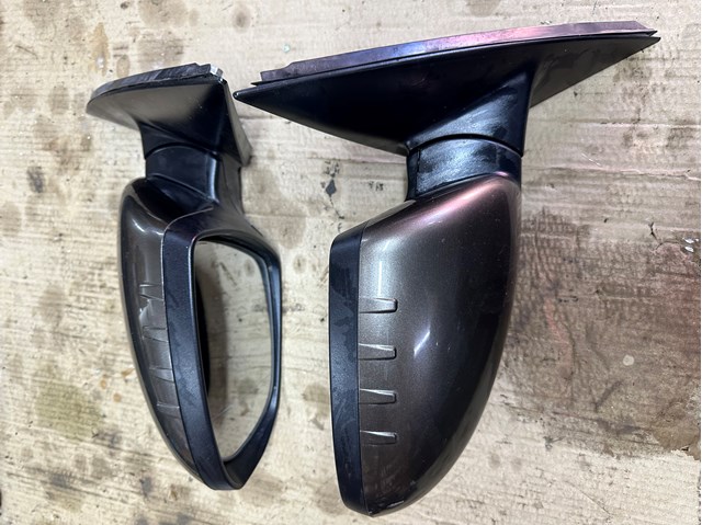 Ліве бокове дзеркало 876102T250 Hyundai/Kia