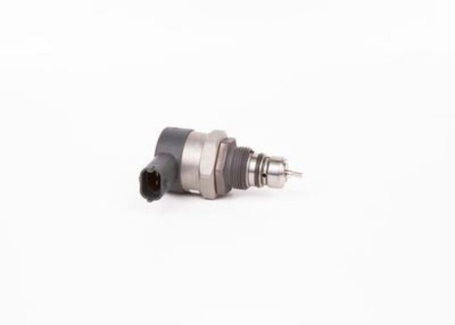 Клапан регулювання тиску палива Bosch 281006032 ціна, від 101.47 USD