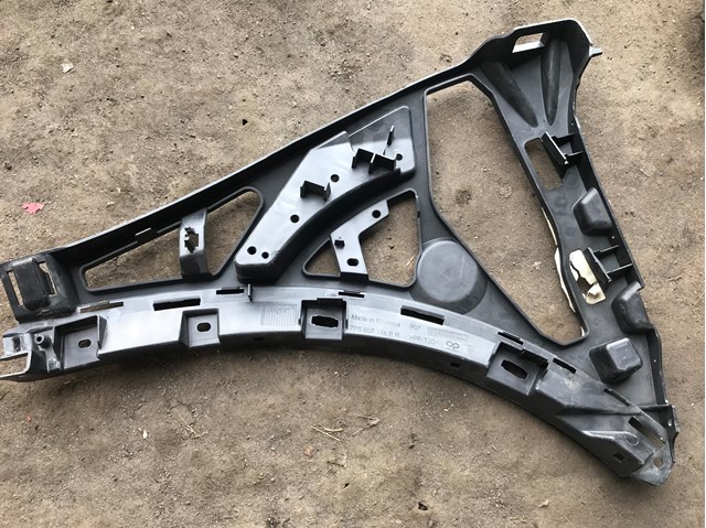  Porsche 7P5807178B