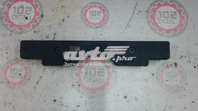 5211460140 Toyota Рамка номерного знака автомобіля передня
