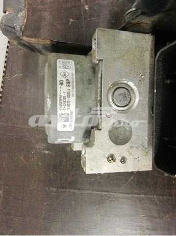 Купити 476608804R Renault (RVI) Гідроблок АБС