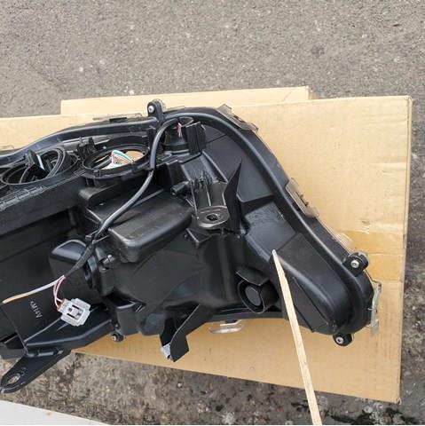 Фара права 8114542A33 Toyota