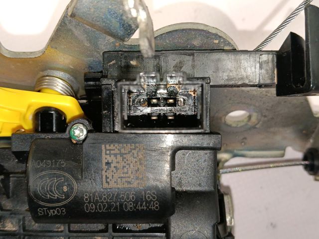  VAG 4M0827506F ціна, від 114.26 USD