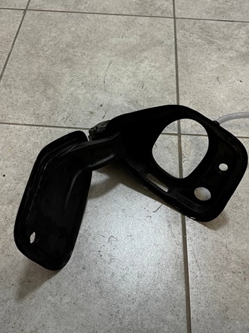 Горловина б/бака Porsche 9J1821248A ціна, від 110.33 USD