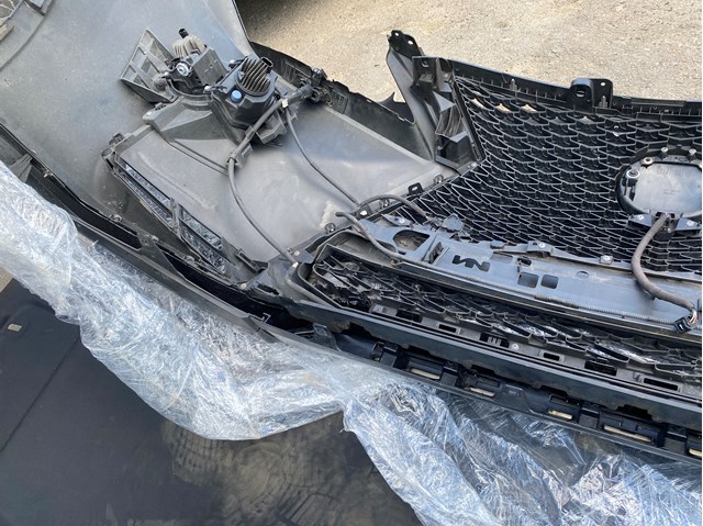 Двері передні, ліві Toyota 6700233270 ціна, від 618.67 USD
