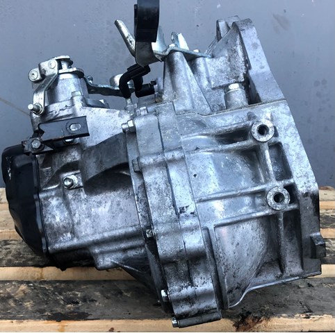 79J2 Suzuki МКПП