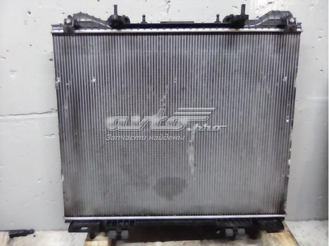 Радіатор LR090625 Land Rover