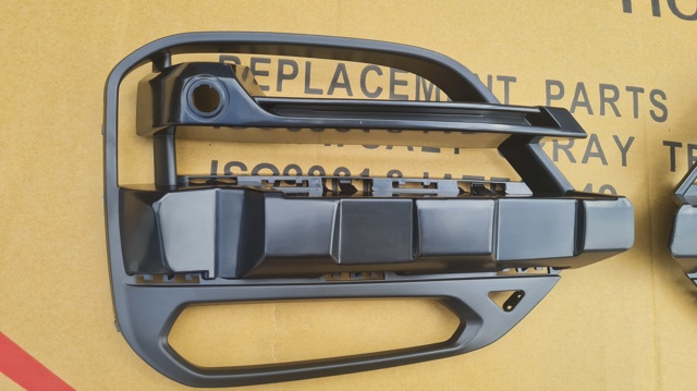  BMW 51119477662 ціна, від 31.67 USD
