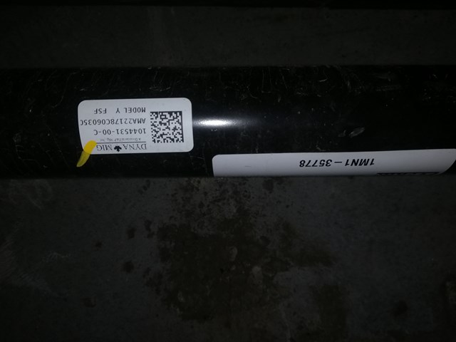 Підрамник передньої підвіски Tesla 104453100C ціна, від 193.46 USD