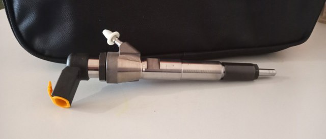 Форсунка інжектора Continental/Siemens H8201100113
